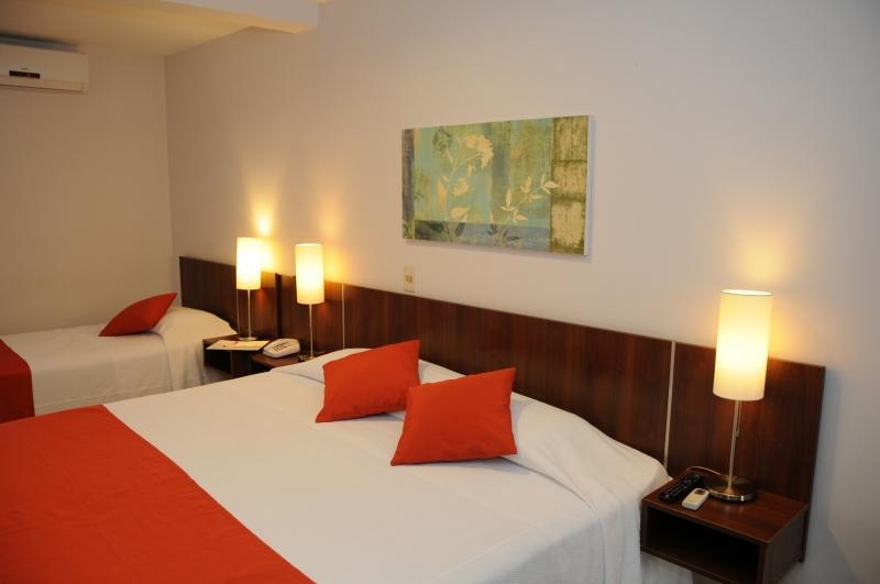 Hotel California Montevideo Esterno foto