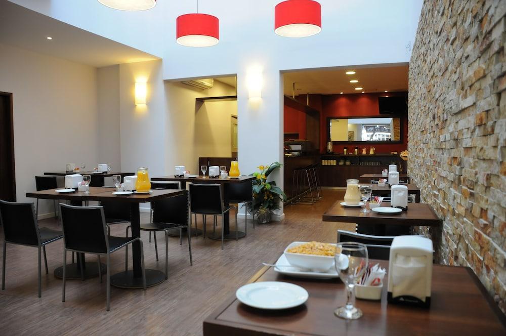 Hotel California Montevideo Esterno foto